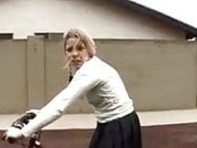 FP Schoolgirl On A Bicycle Accepts A Lift And Fuck !