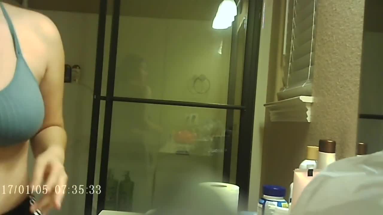 Voyeur tapes naked girls showering compilation