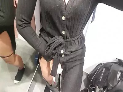 CUMMING IN A CHANGING ROOM