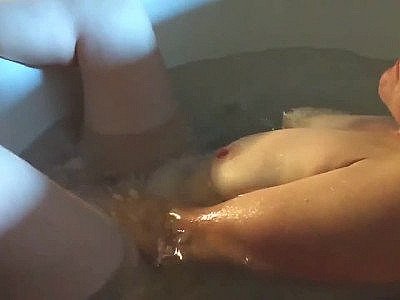 Amateur Wife Spied Masturbating Jacuzzi Jet Tub Orgasms