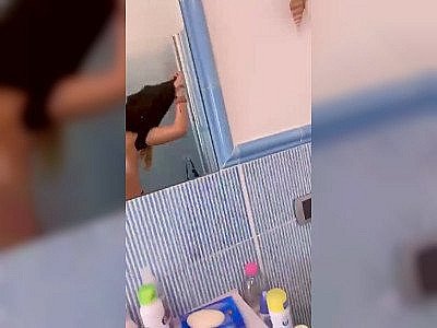 italian girls showing off their titties