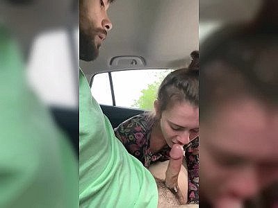 College Slut girl fucked in car sex