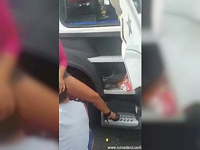 Blonde milf pussy is so sweet it needs sucking