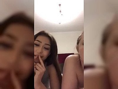 She just really wants to show her boobies on periscope