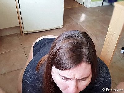 Phat but very sweet swedish ho sucking dick HD