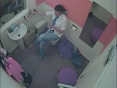 Orgie dans le jacuzzi du loft hollandais