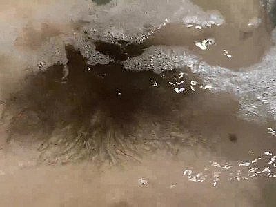 Hairy pussy underwater closeup fetish video