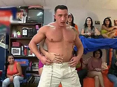 Male stripper blown by girls in dorm room