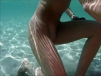 Amateur wife loves swimming naked and milking cocks underwater until cum