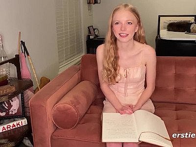 Cute American Girl Enjoys Butt Stuff While She Masturbates