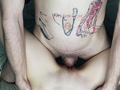 cum on belly of tattooed beauty