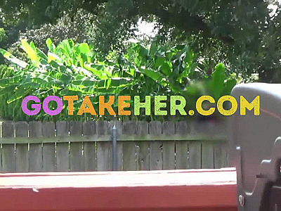 Risky Public Blowjob - Neighbor is So Close