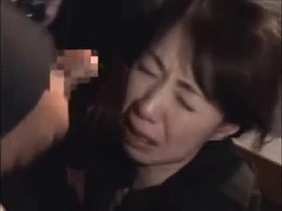 The head is held in the mouth and penetrated deep into the throat and ejaculates